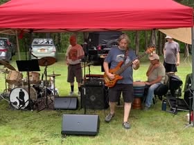 Dead on the Hudson live photo 11